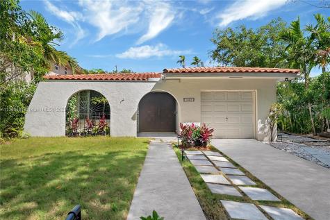 1421 SW 12th Street Miami FL 33135