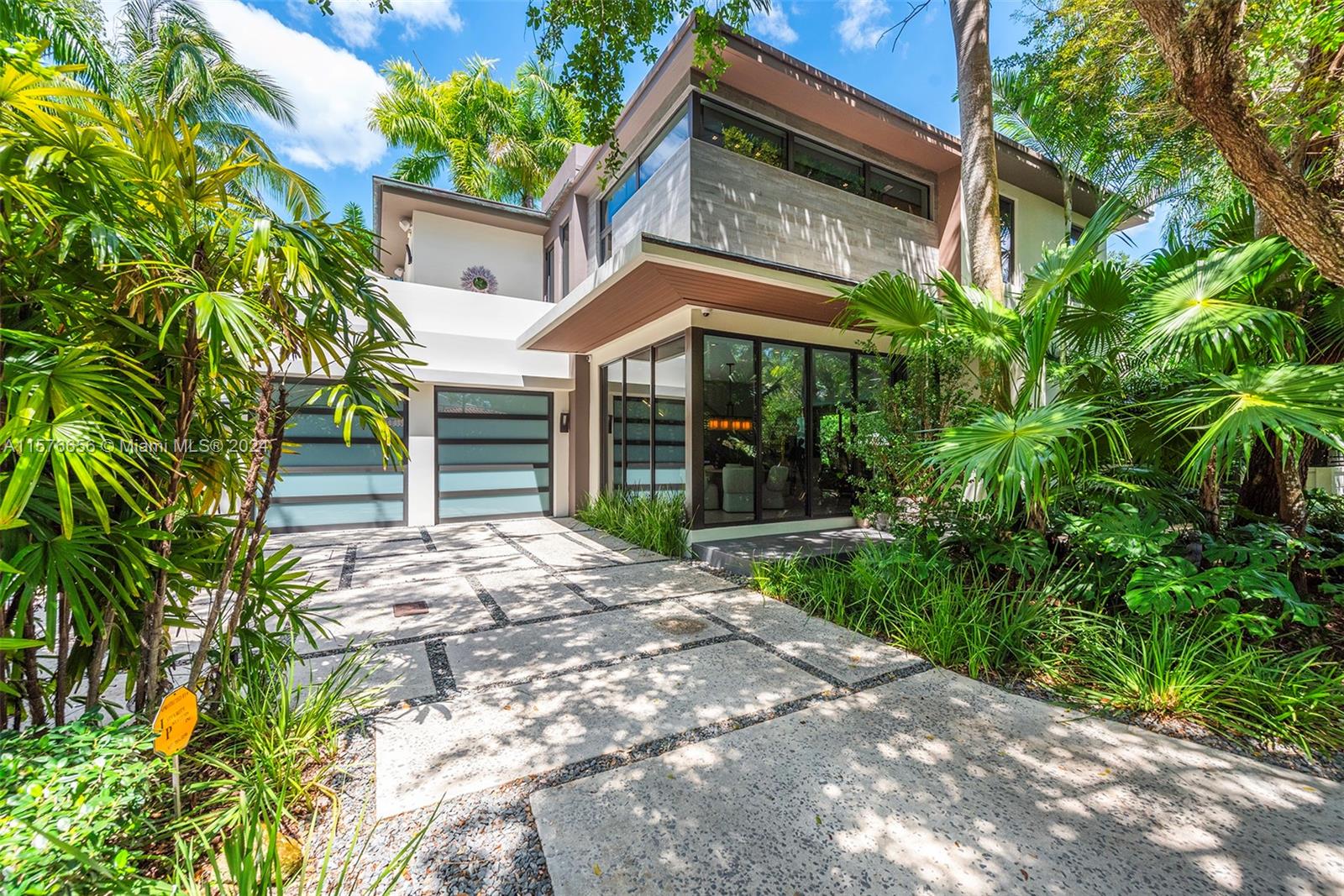 4180 Grove Street Miami FL 33133