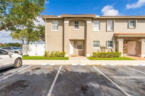 5421 SW 126th Terrace Miramar FL 33027