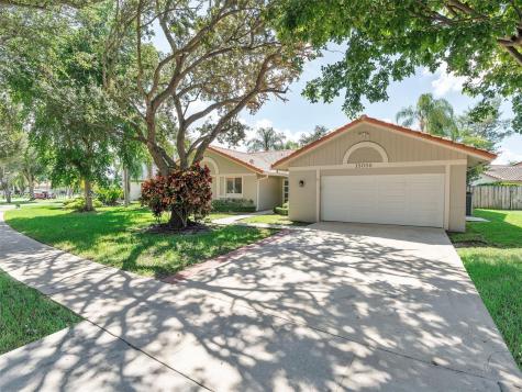 15030 E Waterford Drive Davie FL 33331