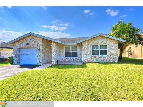 8225 NW 94th Avenue Tamarac FL 33321