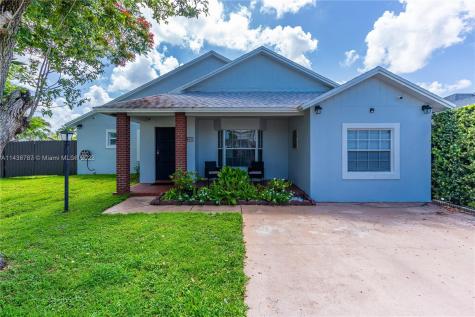 15850 SW 144th Avenue Miami FL 33177