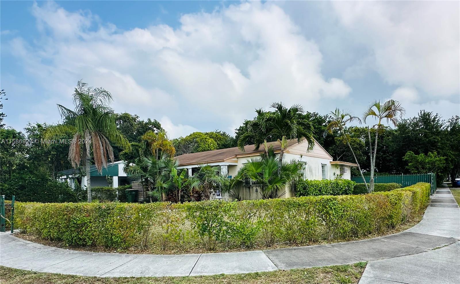 1300 NE 134th Street North Miami FL 33161