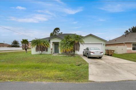 901 Nancy Court Kissimmee FL 34759