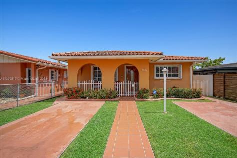 10486 SW 27th Street Miami FL 33165