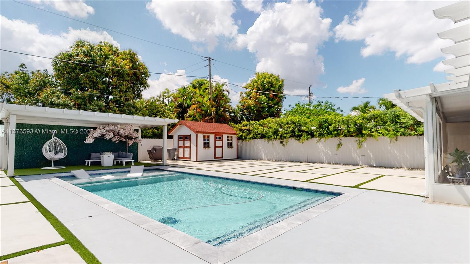 1220 NW 37th Avenue Miami FL 33125
