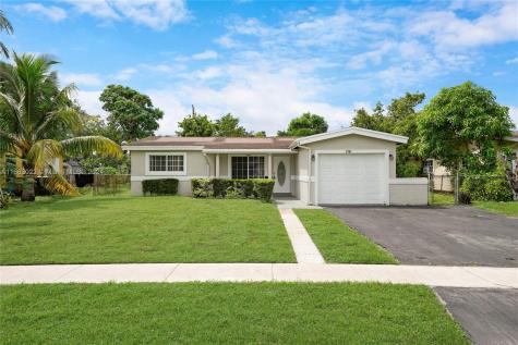 3541 NW 35th Avenue Lauderdale Lakes FL 33309