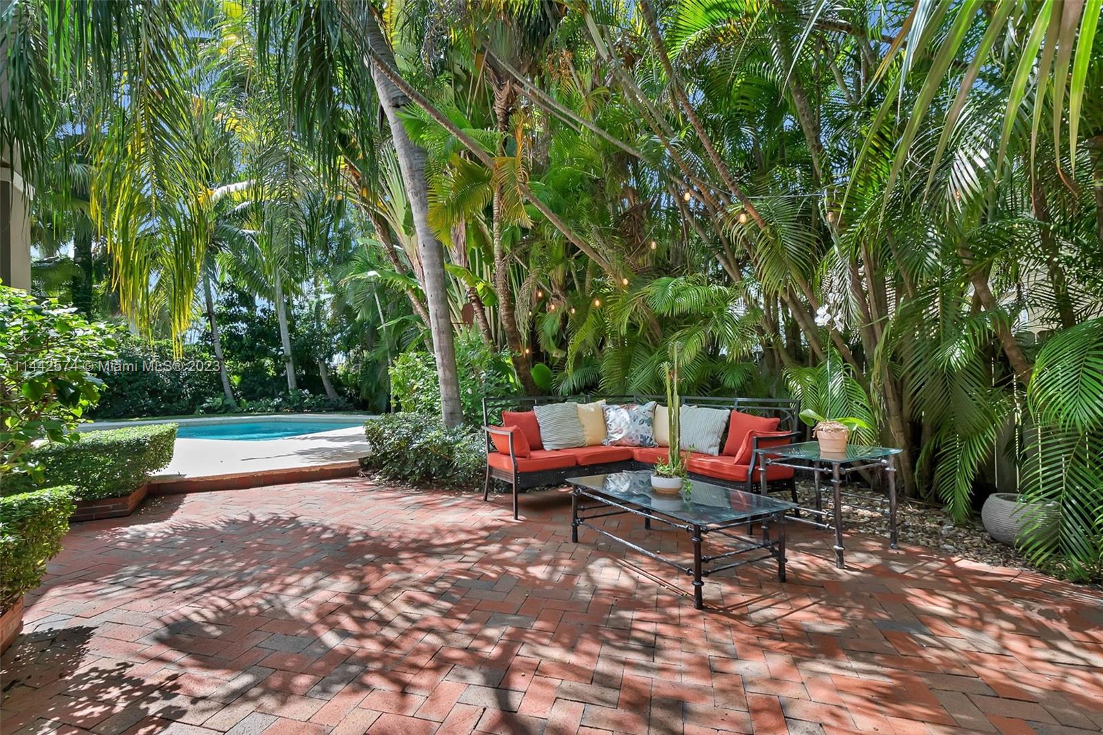 7663 SW 147th Terrace Palmetto Bay FL 33158