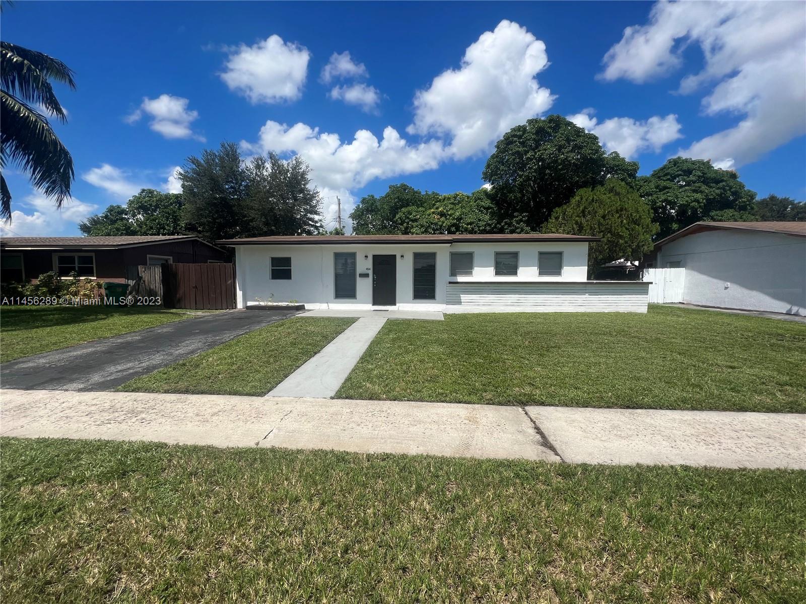 4841 NW 11th Street Lauderhill FL 33313