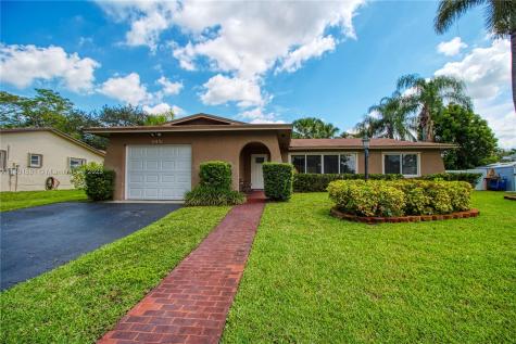 11431 NW 21st Street Pembroke Pines FL 33026