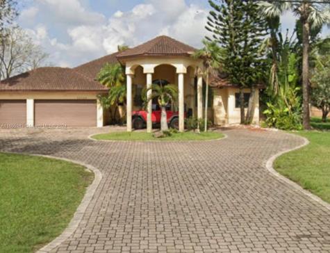 30300 SW 197th Avenue Homestead FL 33030