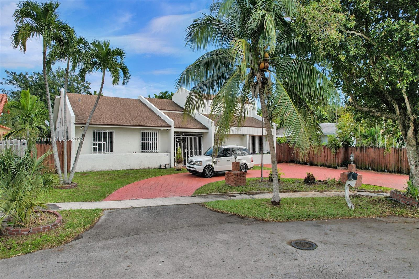 1021 SW 88th Court Miami FL 33174