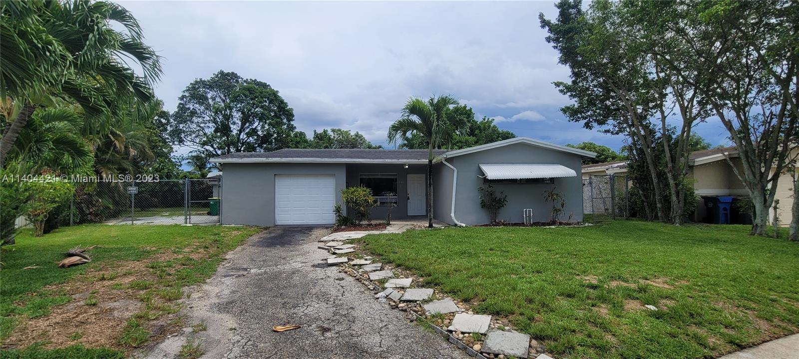 3580 NW 36th Avenue Lauderdale Lakes FL 33309