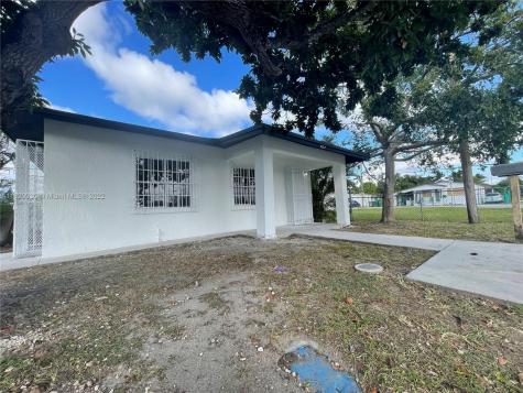407 SW 6th Street Homestead FL 33030