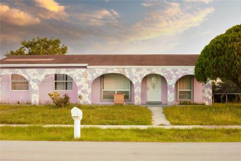 3420 NW 195th Terrace Miami Gardens FL 33056