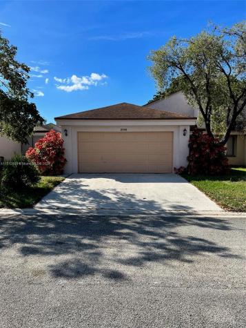 2081 NW 37th Avenue Coconut Creek FL 33066