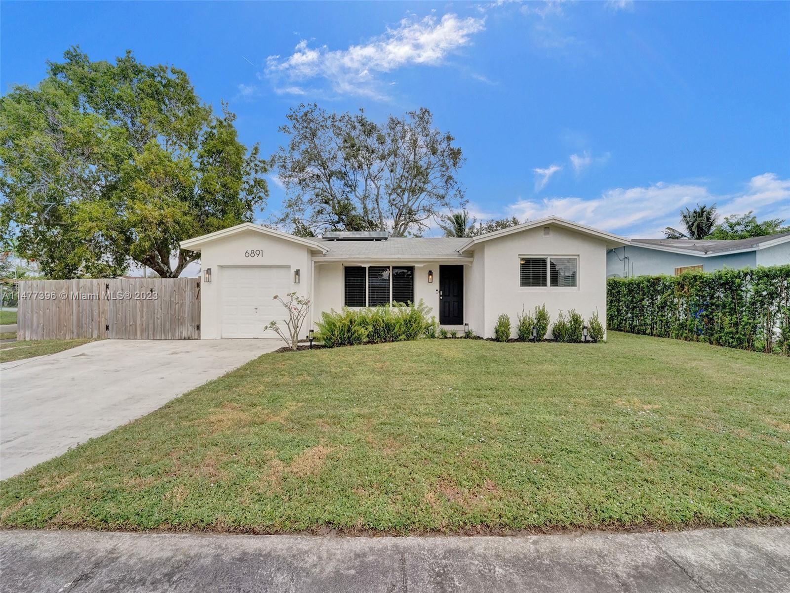 6891 Scott Street Hollywood FL 33024