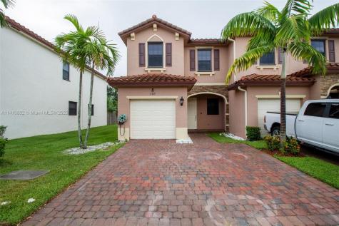 3357 SE 1st Street Homestead FL 33033