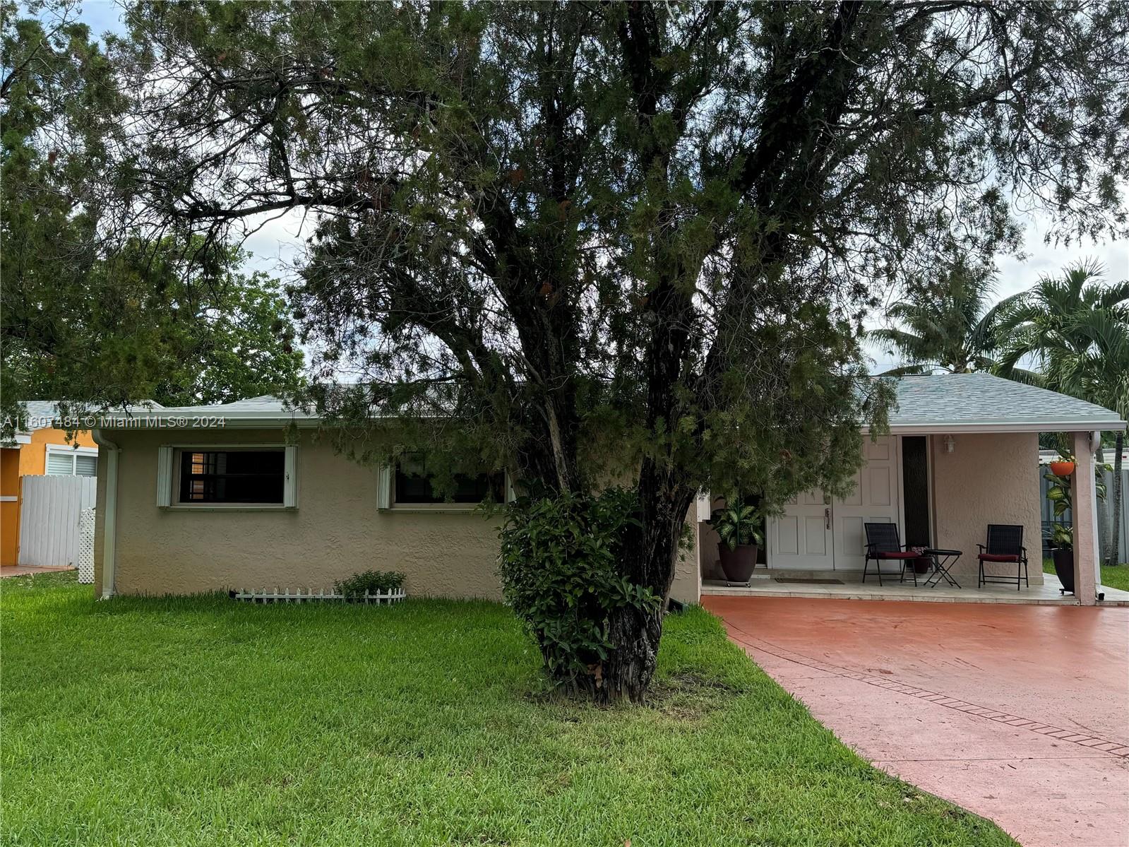 2420 N 62nd Avenue Hollywood FL 33024