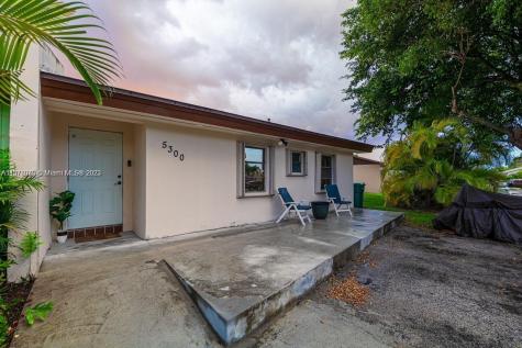 5300 SW 141st Place Miami FL 33175