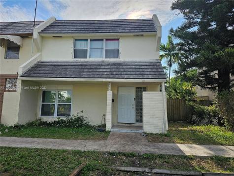 1348 Seaview North Lauderdale FL 33068