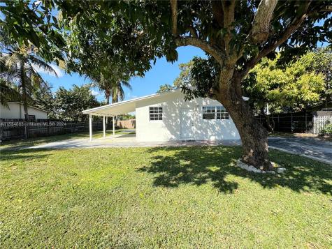 1071 NE 211th Terrace Miami FL 33179