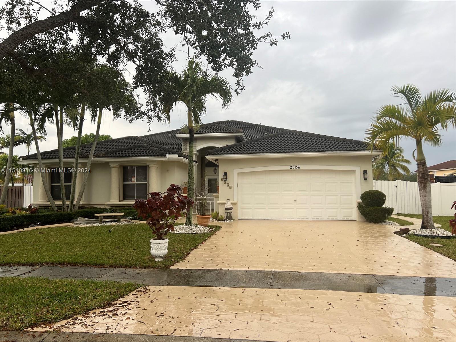 2324 NW 192nd Avenue Pembroke Pines FL 33029