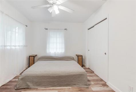 614 S 28th Avenue Hollywood FL 33020