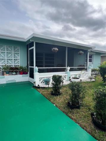 4402 NW 44th Terrace Tamarac FL 33319