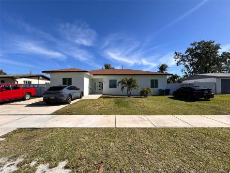 10521 SW 204th Terrace Cutler Bay FL 33189