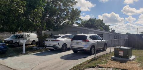 2140 N 62nd Avenue Hollywood FL 33024