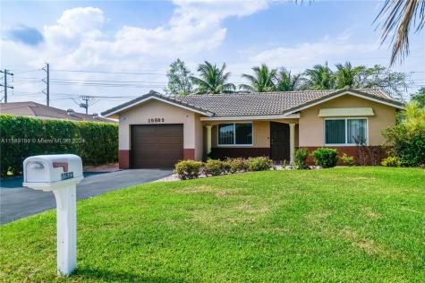 10503 NW 83rd Street Tamarac FL 33321