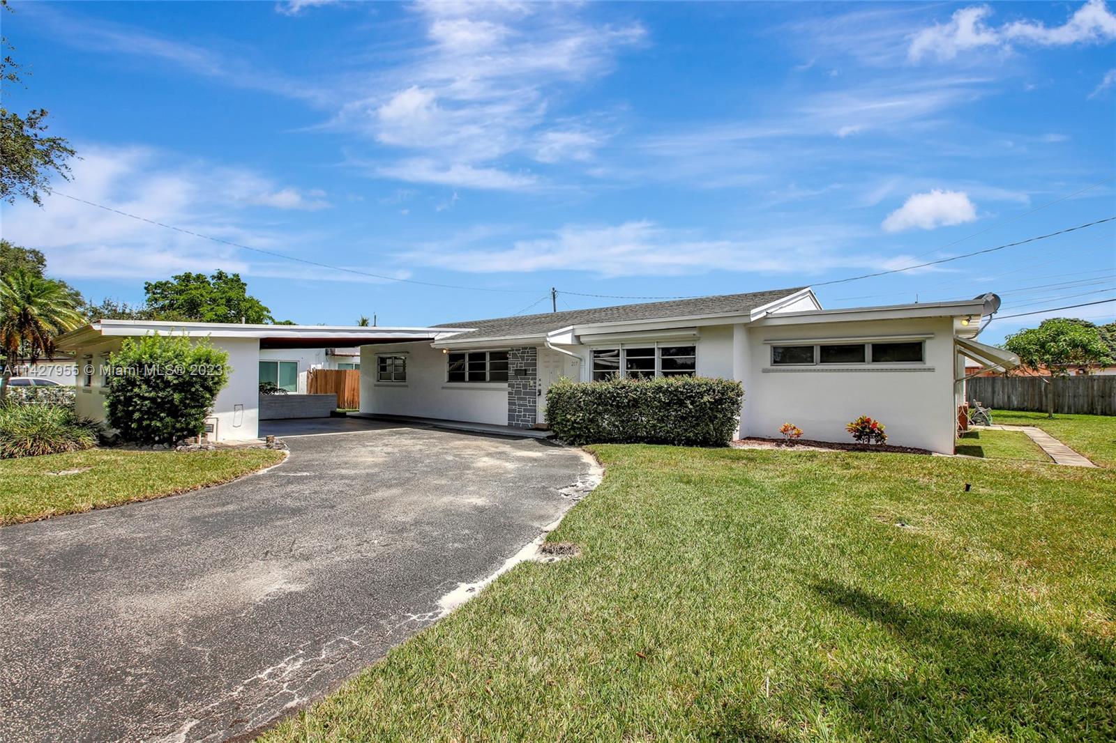 217 S 56th Terrace Hollywood FL 33023