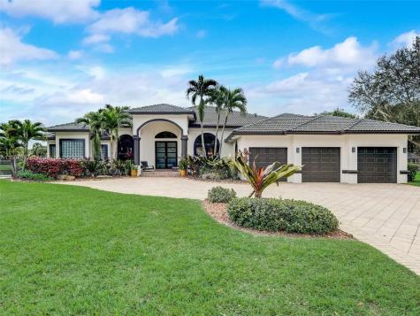 2210 SW 102nd Drive Davie FL 33324