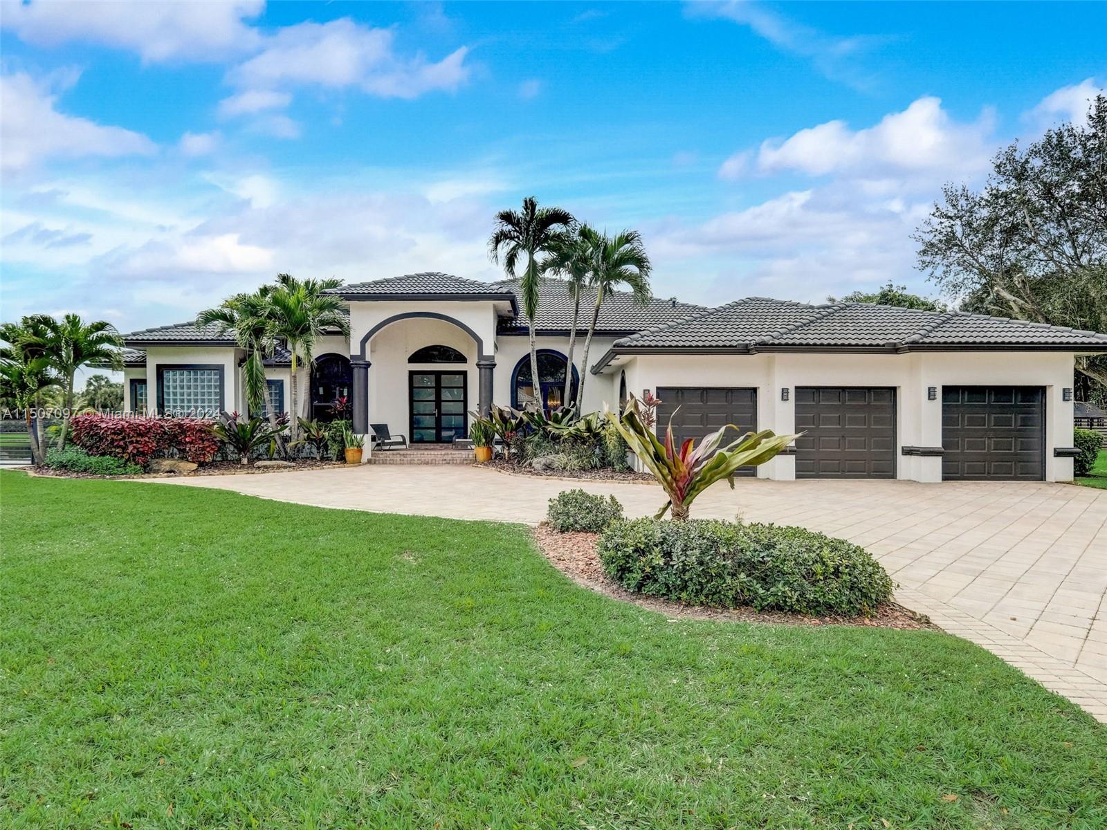 2210 SW 102nd Drive Davie FL 33324