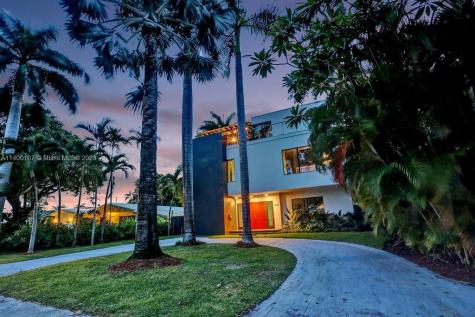 1523 Grant Street Hollywood FL 33020