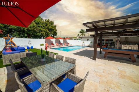 660 S Biscayne River Drive Miami FL 33169