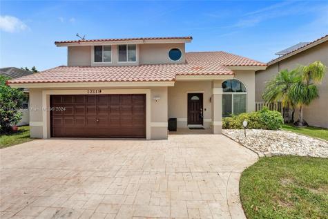 12119 NW 35th Street Sunrise FL 33323