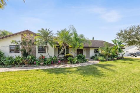 16860 SW 274th Street Homestead FL 33031