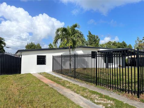 11821 SW 177th Terrace Miami FL 33177