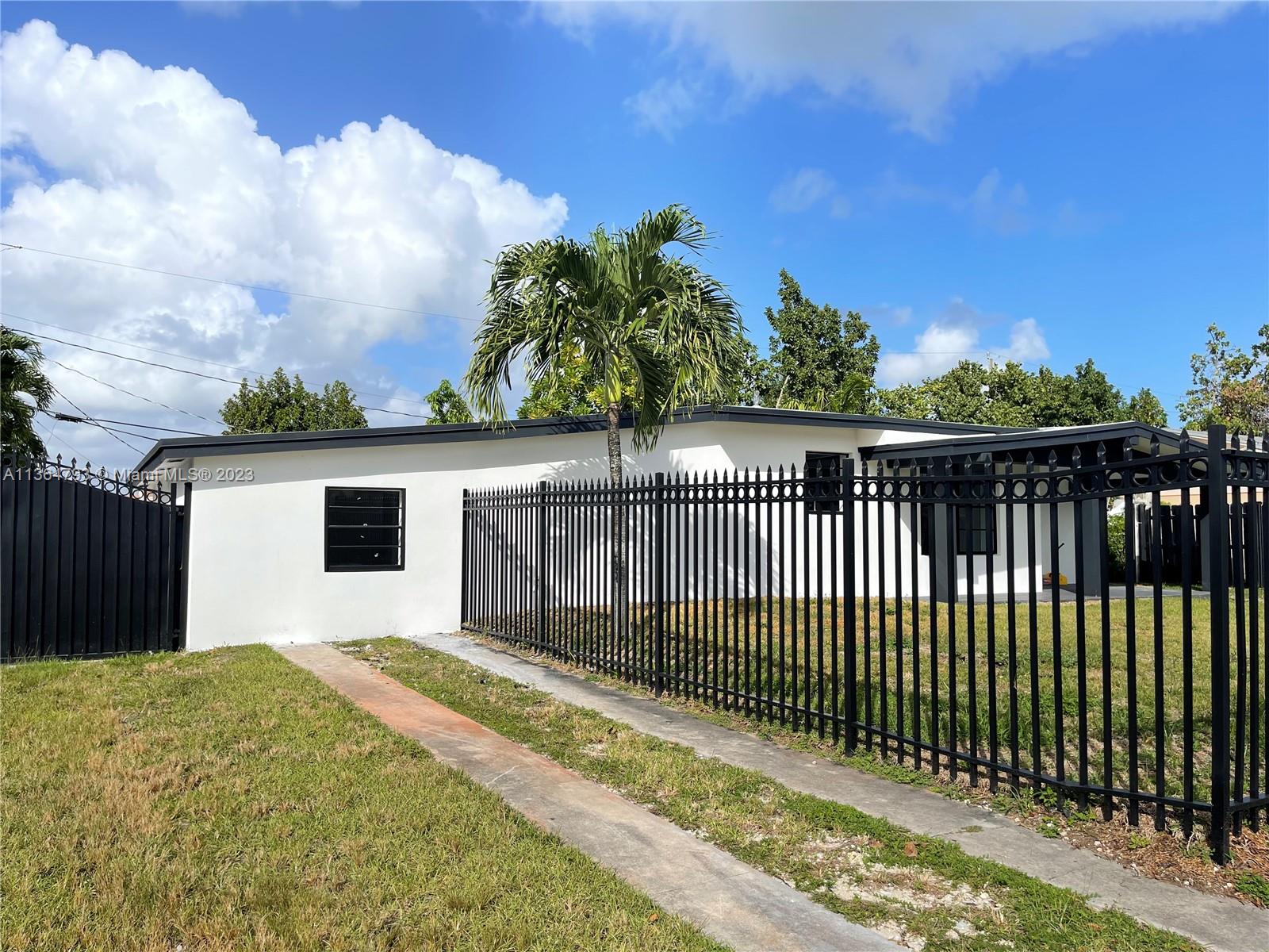 11821 SW 177th Terrace Miami FL 33177