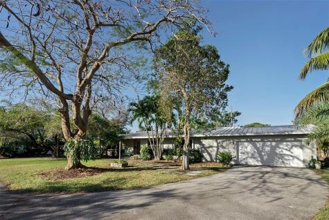 13800 SW 77th Court Palmetto Bay FL 33158