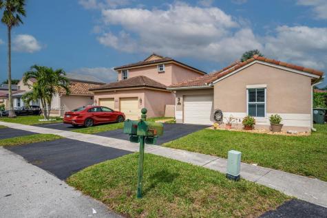 18423 NW 22nd Street Pembroke Pines FL 33029