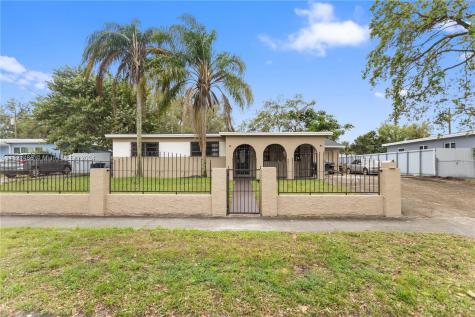 2450 NW 170th Terrace Miami Gardens FL 33056