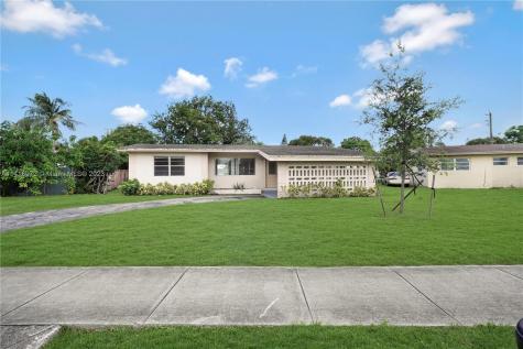 920 NE 50th Court Deerfield Beach FL 33064