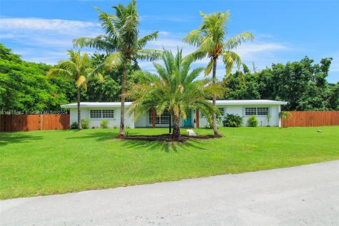 9381 SW 178th Street Palmetto Bay FL 33157