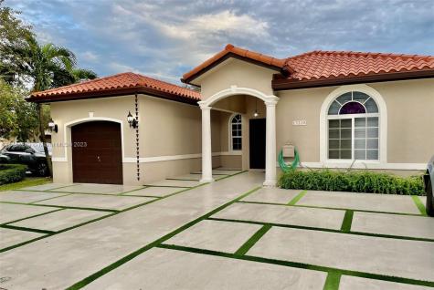 15238 SW 39th Terrace Miami FL 33185