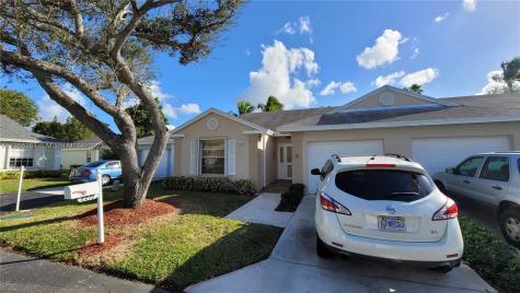 2270 SE 4th Court Homestead FL 33033