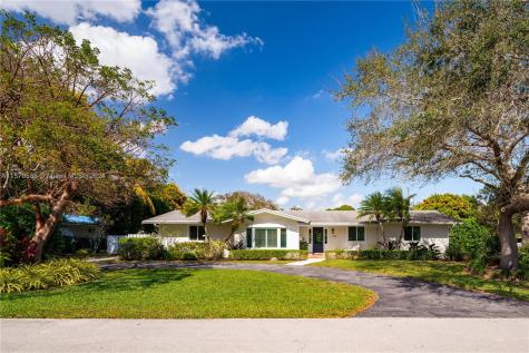 7485 SW 159th Terrace Palmetto Bay FL 33157