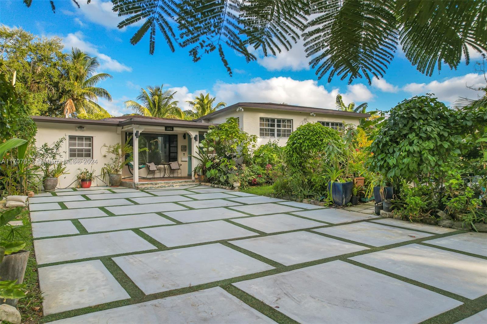 15015 NE 7th Court Miami FL 33161